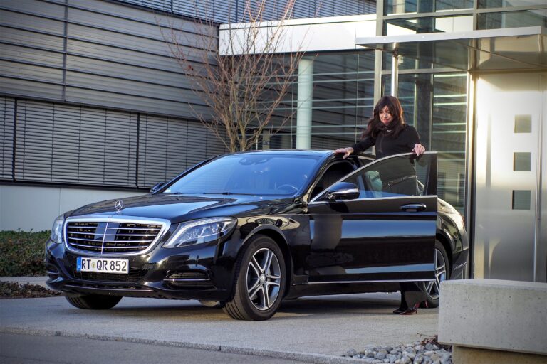 Qué cera para auto negro es la mejor para un acabado brillante 11 auto negro brillante bajo la luz del sol