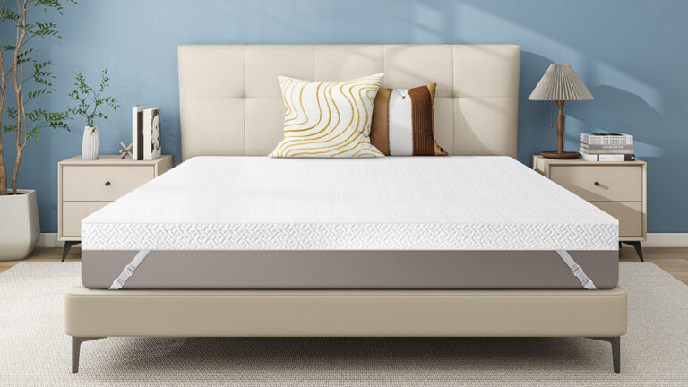 cubre colchon de calidad en dormitorio acogedor