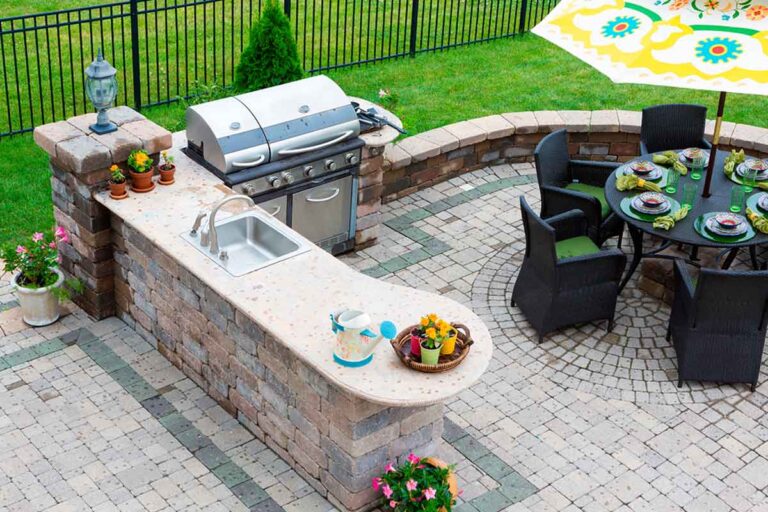 diseno moderno de quincho al aire libre