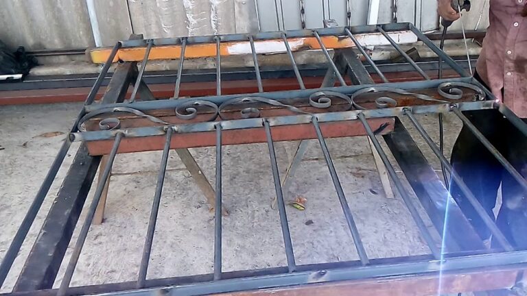 electrodo de soldadura y reja de metal