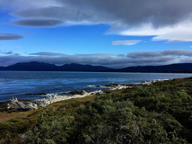 paisaje de punta arenas con nubes