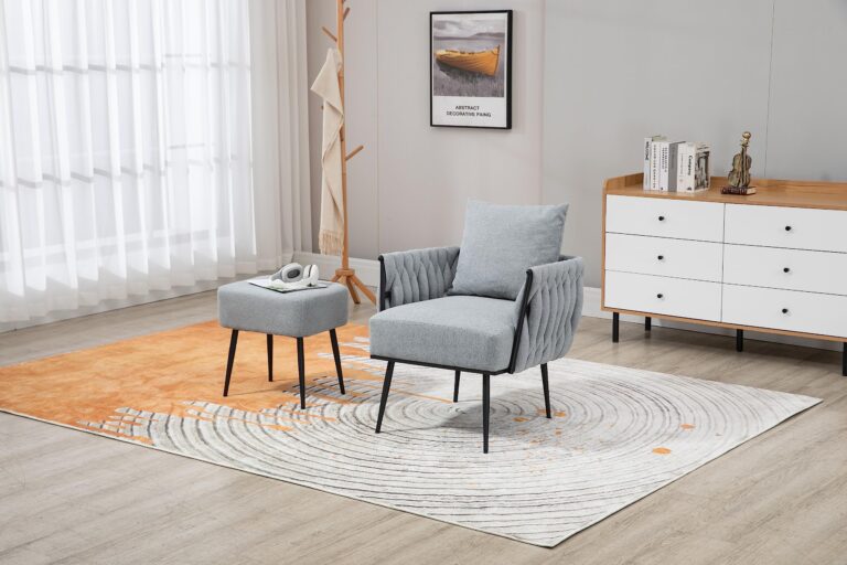 silla comoda con apoya pies elegante