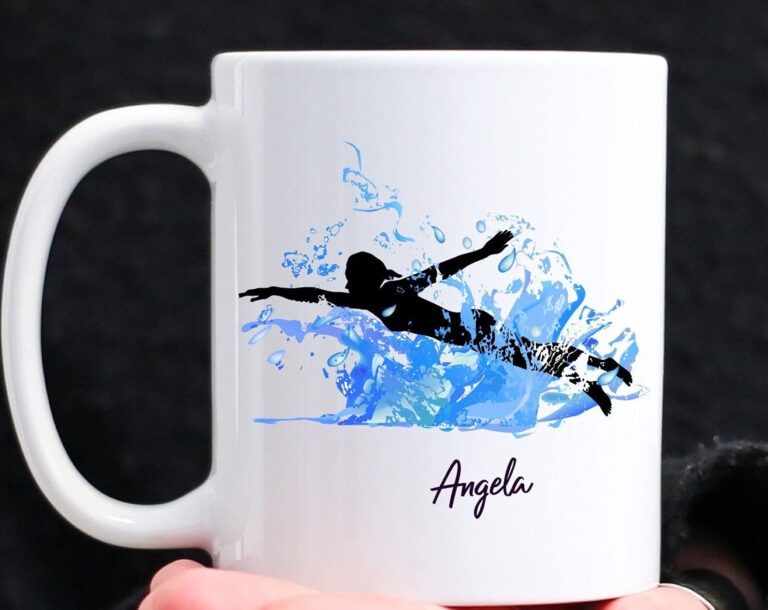 tazon de ceramica azul con logo deportivo