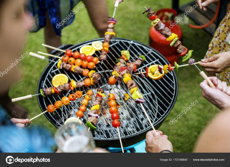 vista aerea de una parrilla con alimentos