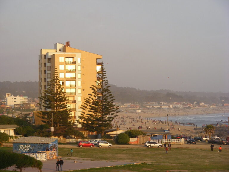 Dónde encontrar casas en arriendo en El Tabo a buen precio 18 vista panoramica de el tabo y sus casas